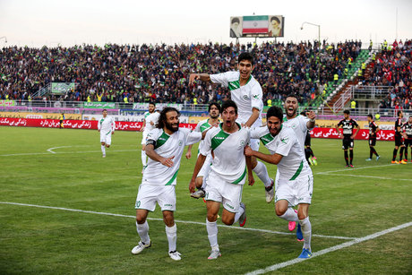 سیاه‌جامگان 0 - ذوب‌آهن 1 / شاگردان یحیی در یک قدمی صدر جدول